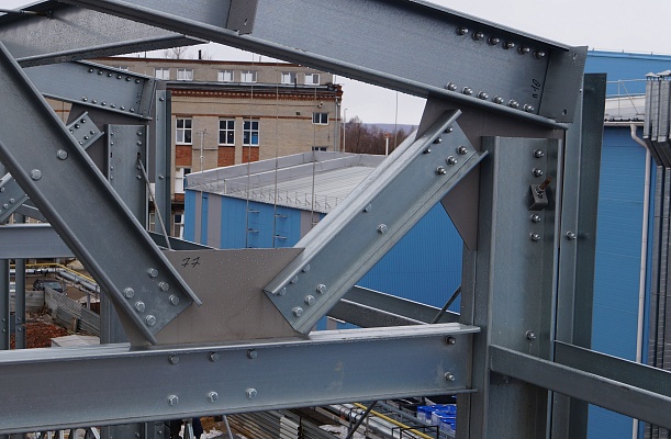 100% bolted connection