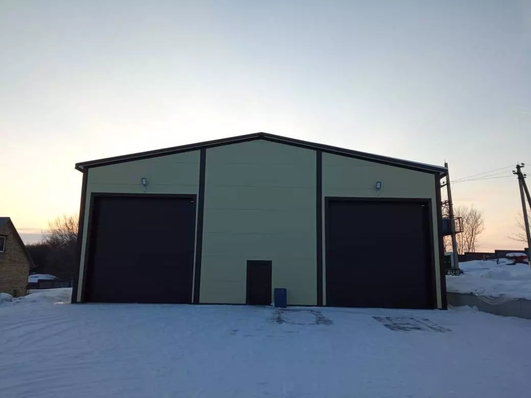 144. Pre-engineered auto repair shop 18x18x5.5 for the repair of agricultural equipment in Novomoskovsk, Russia
