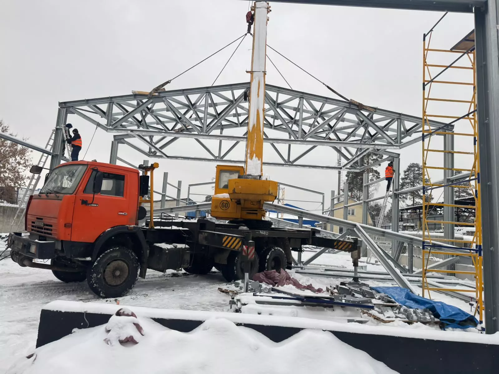 190. Prefabricated warehouse 18W x 42L x 5.5H for rent in Losino-Petrovsky, Moscow Region, Russia