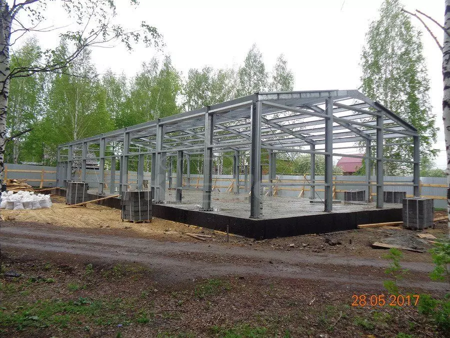 84. Prefabricated grocery store 18 x 42 x 5.2 in Nizhny Tagil, Russia