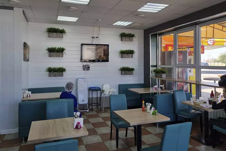 PK VESTA announces the beginning of the assembly of prefabricated steel cafe 8 x 15 x 5.4 made out of LSFF with an unusual design in Elista, Russia