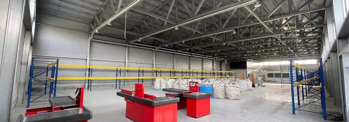 145. Pre-fabricated supermarket and warehouse 18.5 х 57.5 х 6 in Astrakhan, Russia