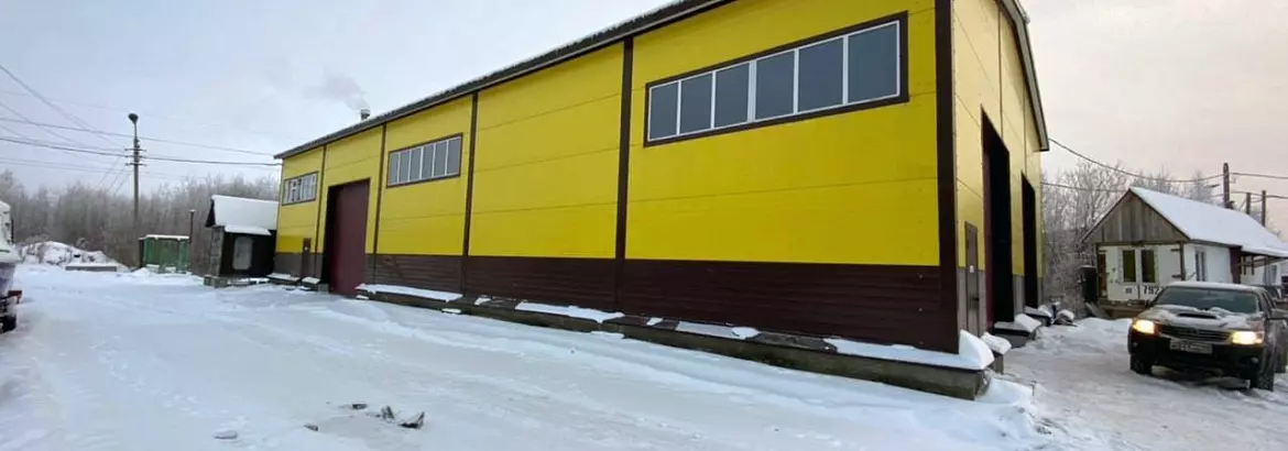 179. Prefabricated auto repair shop 16W x 36D x 6H in Arkhangelsk, Russia